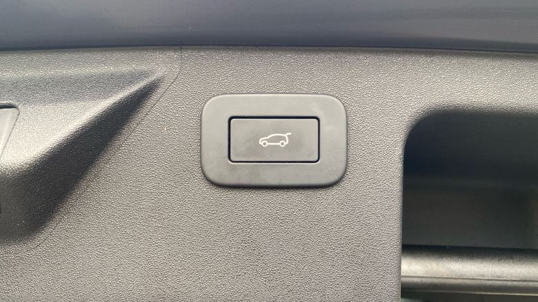 Land Rover Discovery Sport 2.0 D200 Dynamic SE 5dr Auto [5 Seat] Diesel Station Wagon